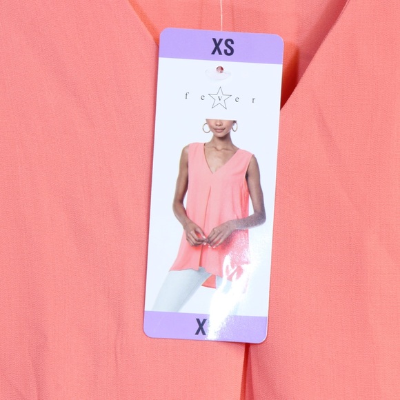Fever Women's Peachy Pink V-Neck High Low Back Sleeveless Blouse Size XS NWT - Picture 2 of 5